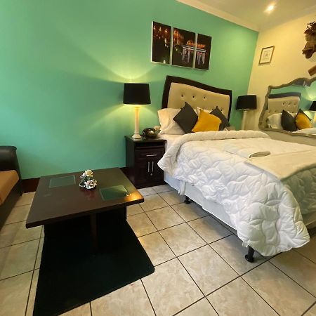 Hotel Boutique Casa las Flores Quetzaltenango Exterior foto